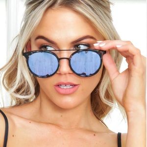 Quay Kandygram Sunglasses - NWT